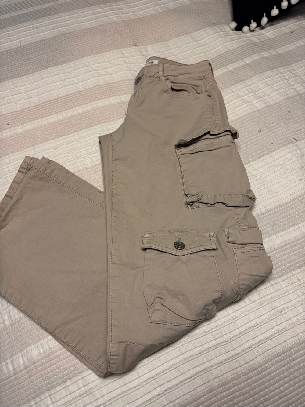 Garage Beige Utility Cargo Pants size 0 - Picture 11 of 12